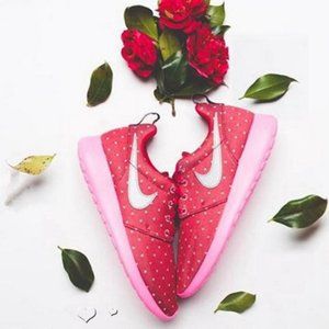 NIKE ROSHE 677784 606